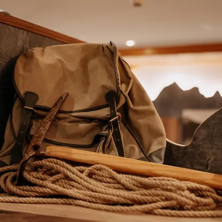 Garni Alpenhof Hotel 4*