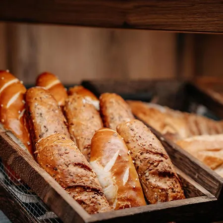 Hotel Garni Alpenhof 4*