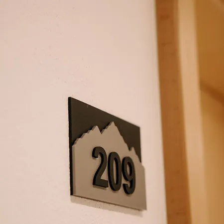 Hotel Garni Alpenhof Ischgl