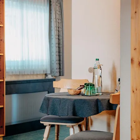 Hotel Garni Alpenhof