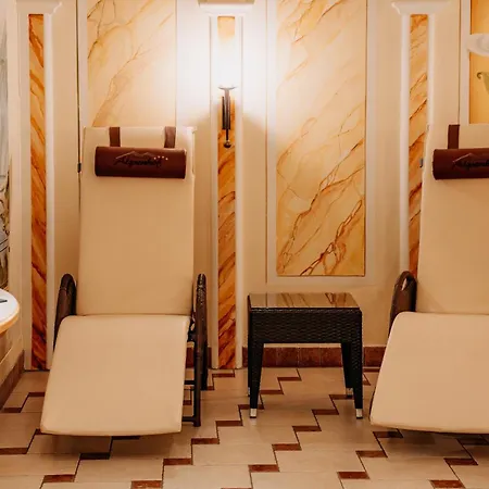 Garni Alpenhof 4* Ischgl