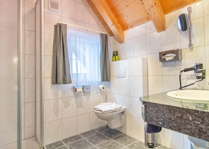 Hotel Garni Alpenhof Ischgl