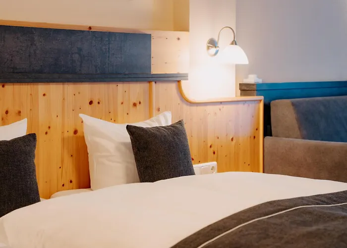 Hotel Garni Alpenhof Ischgl