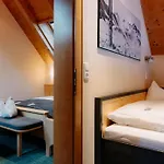 Garni Alpenhof Hotel