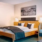 Garni Alpenhof 4* Ischgl