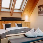 Garni Alpenhof Hotel