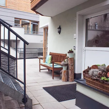 Hotel Garni Alpenhof Ischgl