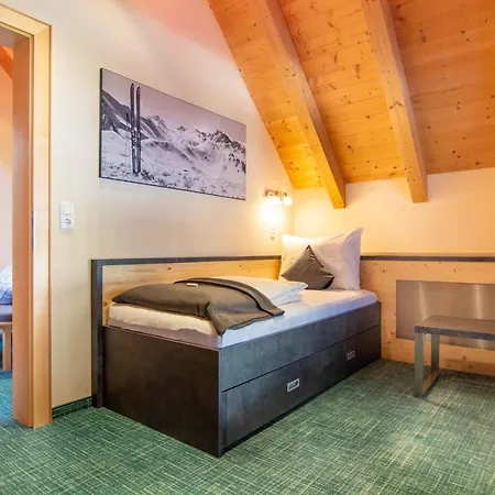 Garni Alpenhof Hotel