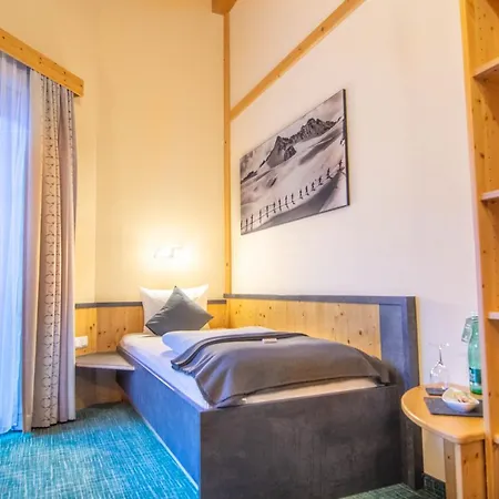 Garni Alpenhof Hotel Ischgl