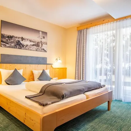 Garni Alpenhof Hotel