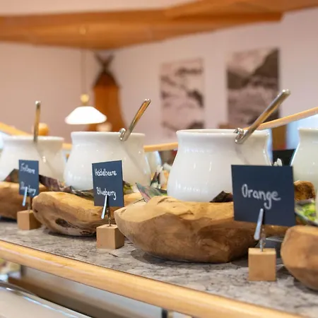 Hotel Garni Alpenhof