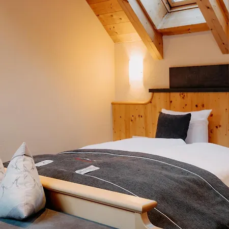 Garni Alpenhof ايشجل