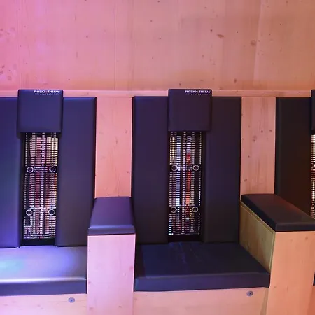 Hotel Garni Alpenhof Ischgl